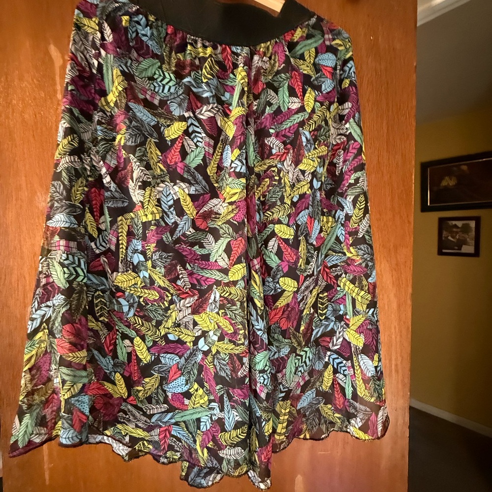 LuLaRoe Multicolor Feather Print Midi Skirt
